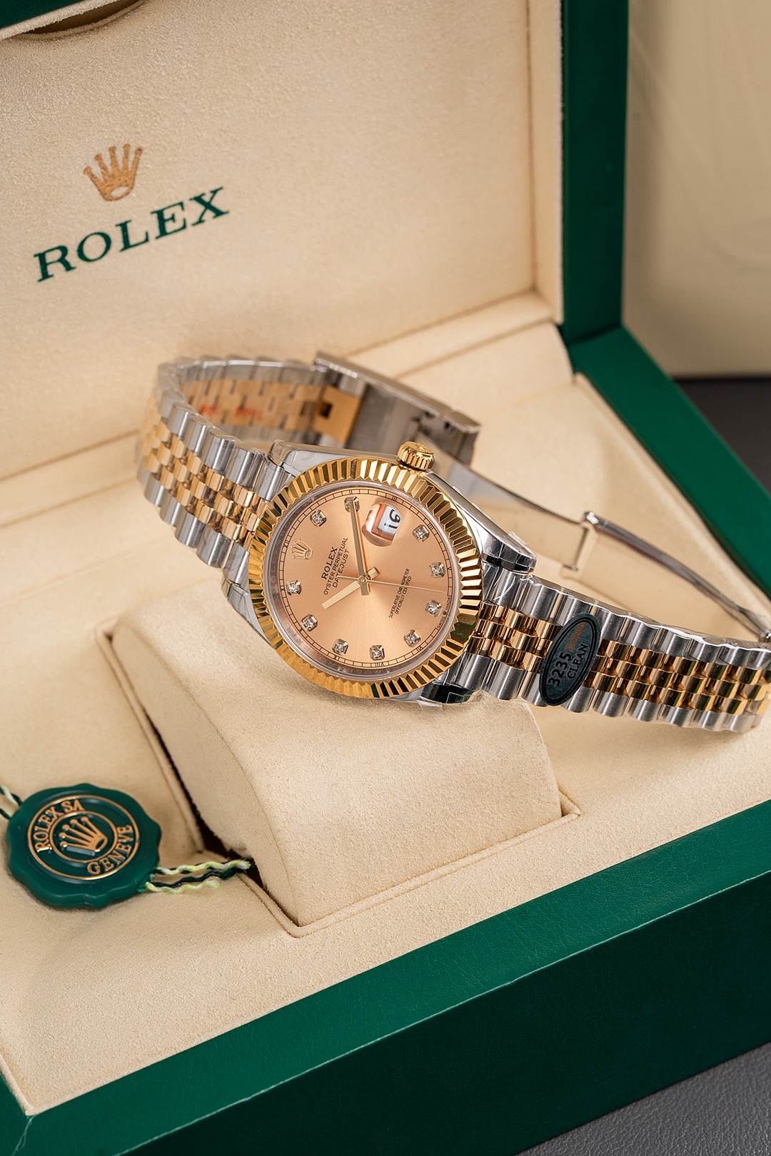 Rolex Datejust series, men's 41MM, women's 28MM. The perfect companion set.