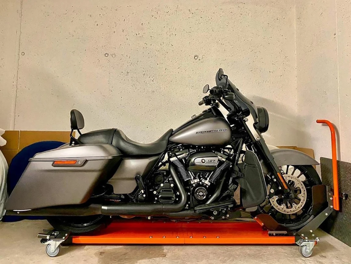 💥The most flexible and convenient motorcycle rolling stand