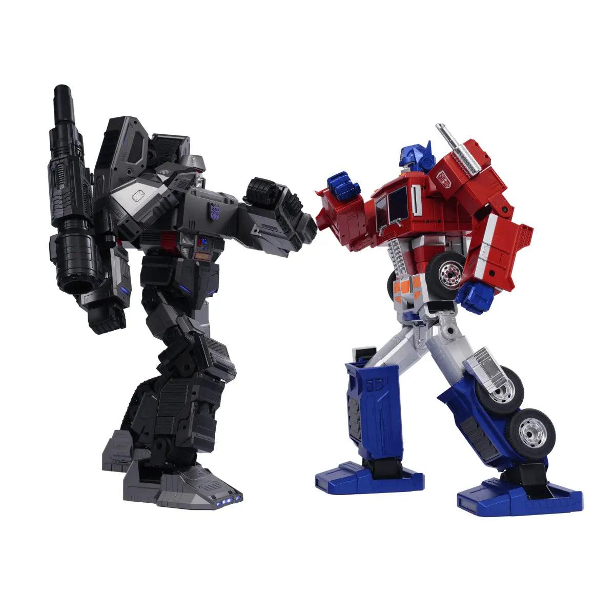 😍【Last day price reduction】Flagship Megatron Auto-Converting Robot