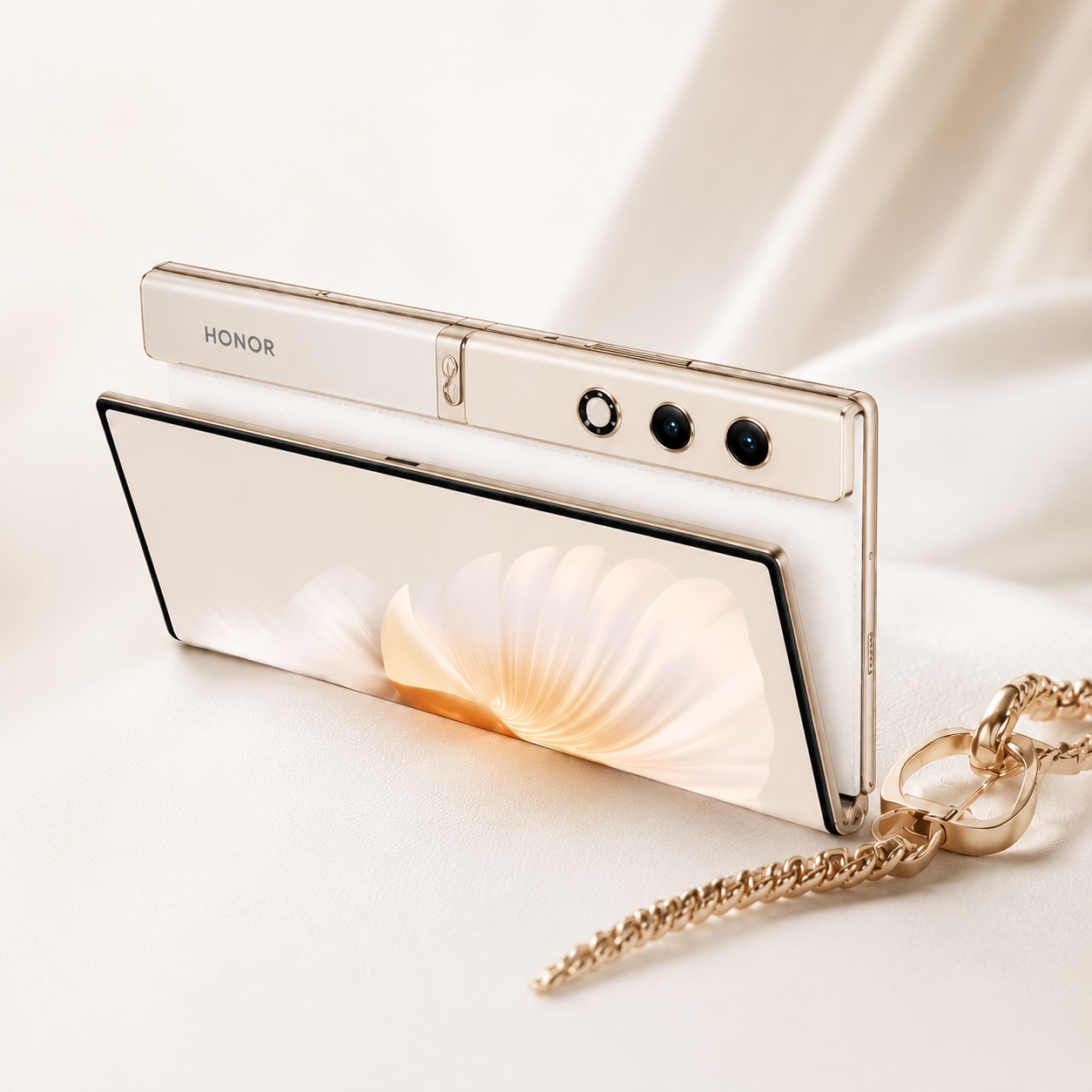 HONOR V Purse-7.71-inch Foldable OLED Display-2348 × 2016 Resolution-120Hz Refresh Rate