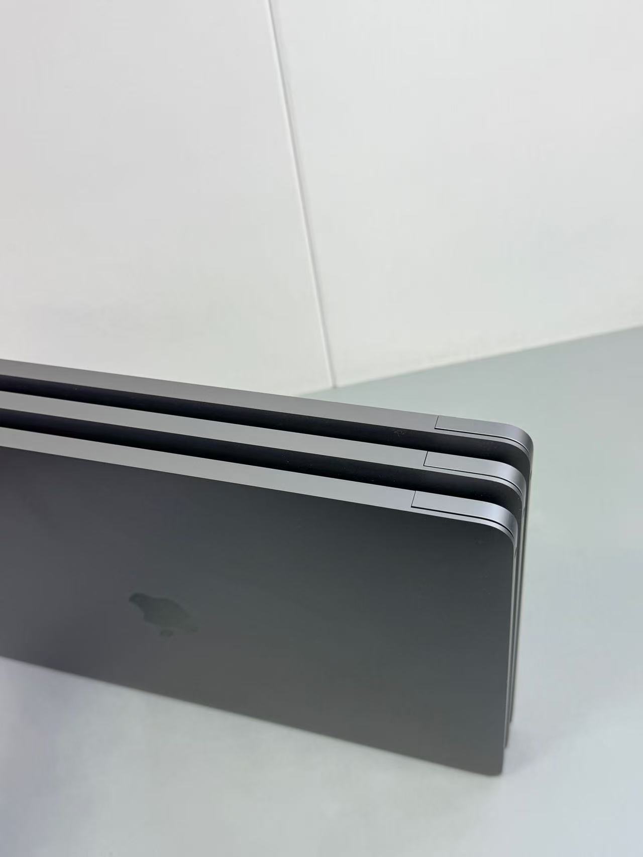 2023 14-inch MacBook Pro (M2 Pro / 16GB / 512GB) - 94 Cycles, 93% Health - Only 15 Units!