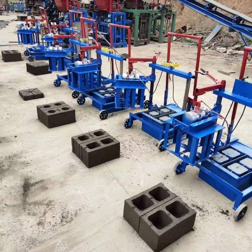 🚀 WE'RE NEW HERE. SO WE'RE GIVING YOU OUR BEST DEAL EVER. 🚀Portable Cement Block Machine for Construction & Paving Projects