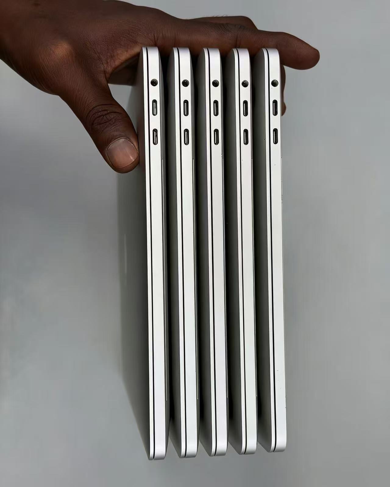 2023 14-inch MacBook Pro (M2 Pro / 16GB / 512GB) - 94 Cycles, 93% Health - Only 15 Units!