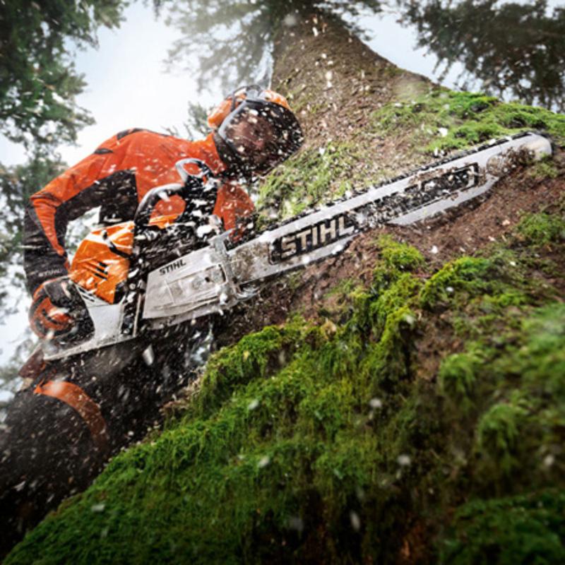 STIHL MS 500i Gas Powered Chainsaw with Electronically Fuel Injection