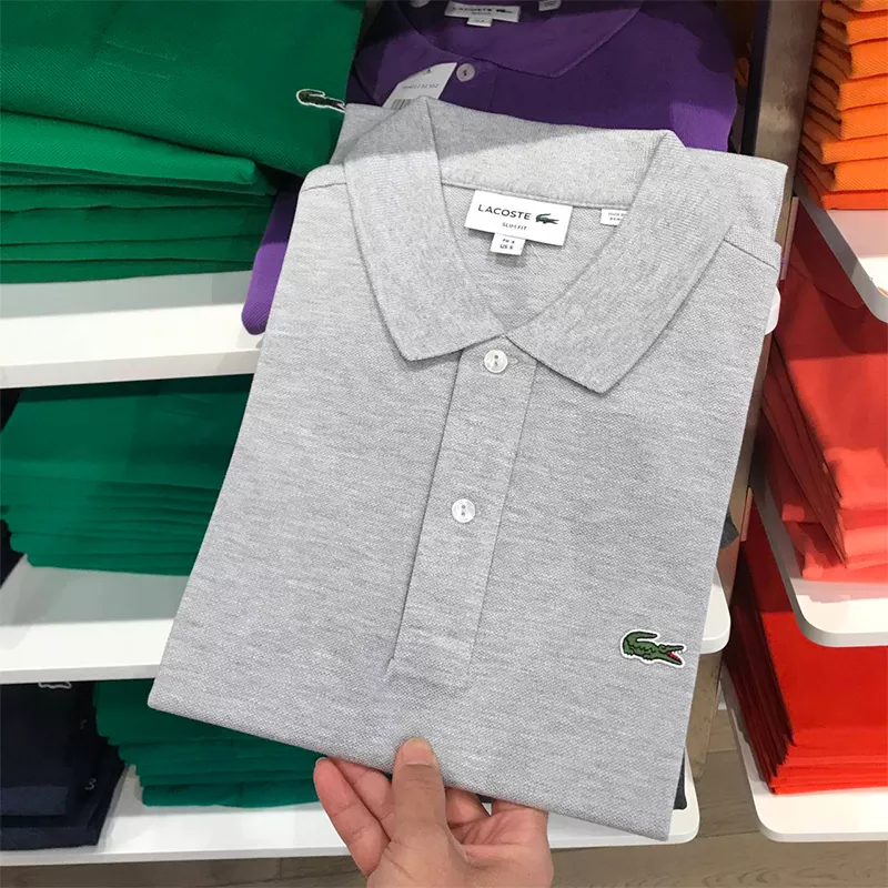 Klassisches LACOSTE Polo! [Unisex] Erhältlich in 20 Farben! Hergestellt aus hochwertigem Stoff / weich und bequem / pillingfrei / formbeständig / farbecht.