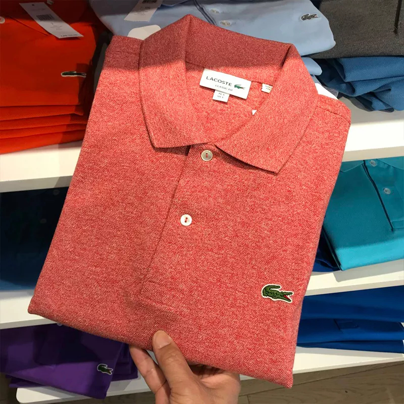 Klassisches LACOSTE Polo! [Unisex] Erhältlich in 20 Farben! Hergestellt aus hochwertigem Stoff / weich und bequem / pillingfrei / formbeständig / farbecht.