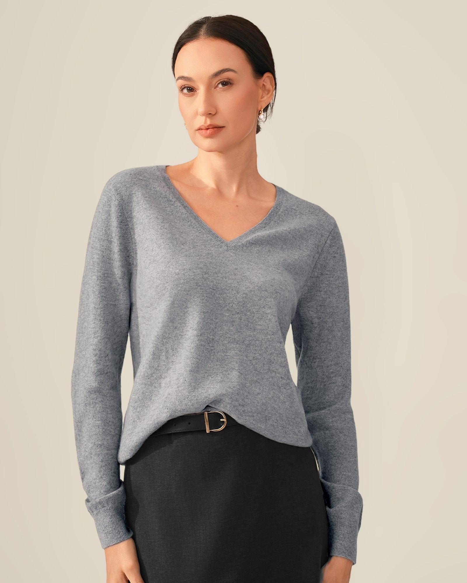 100% Cashmere Classic V-Neck Sweater