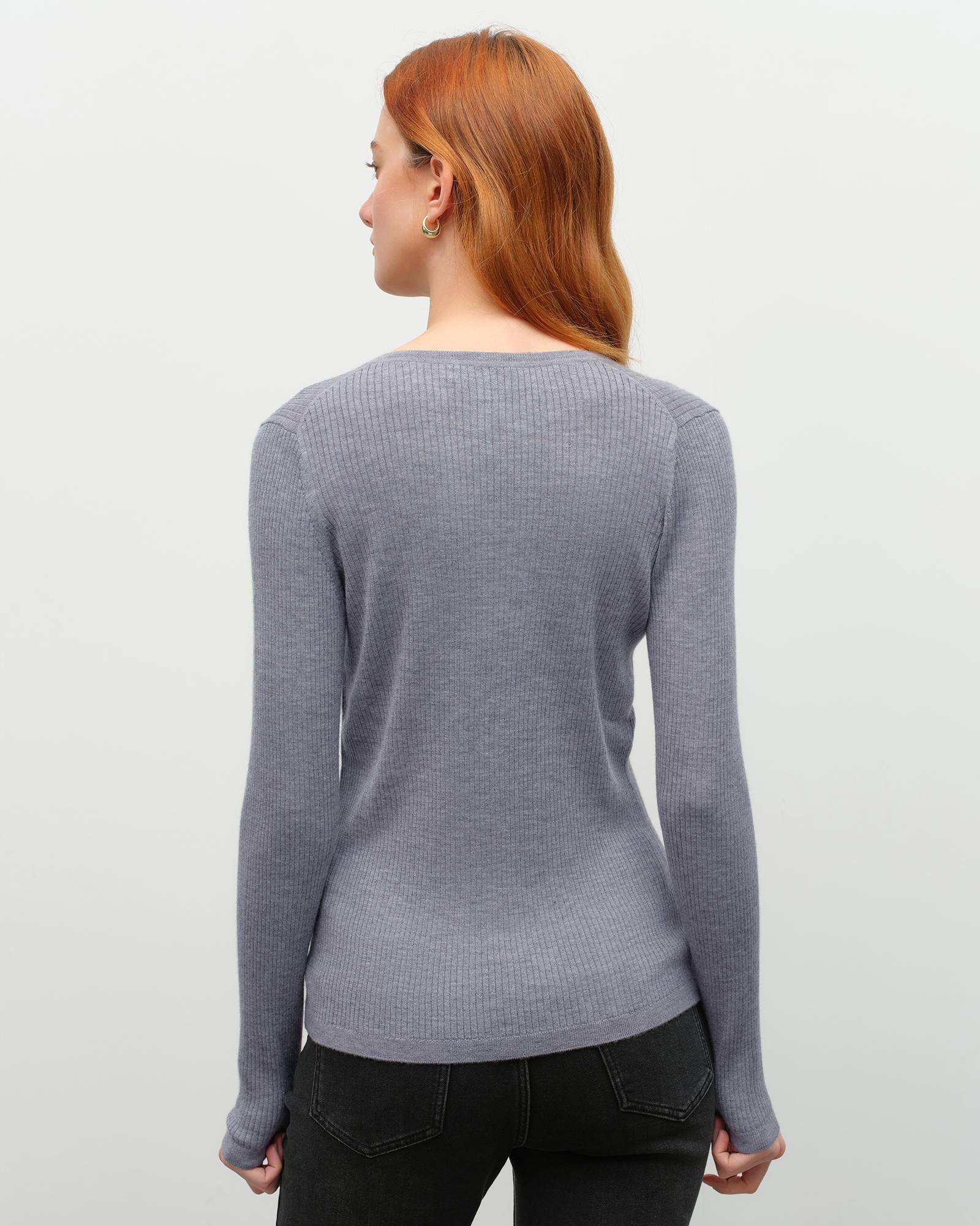 Soft Ribbed V-Neck Cashmere Sweater